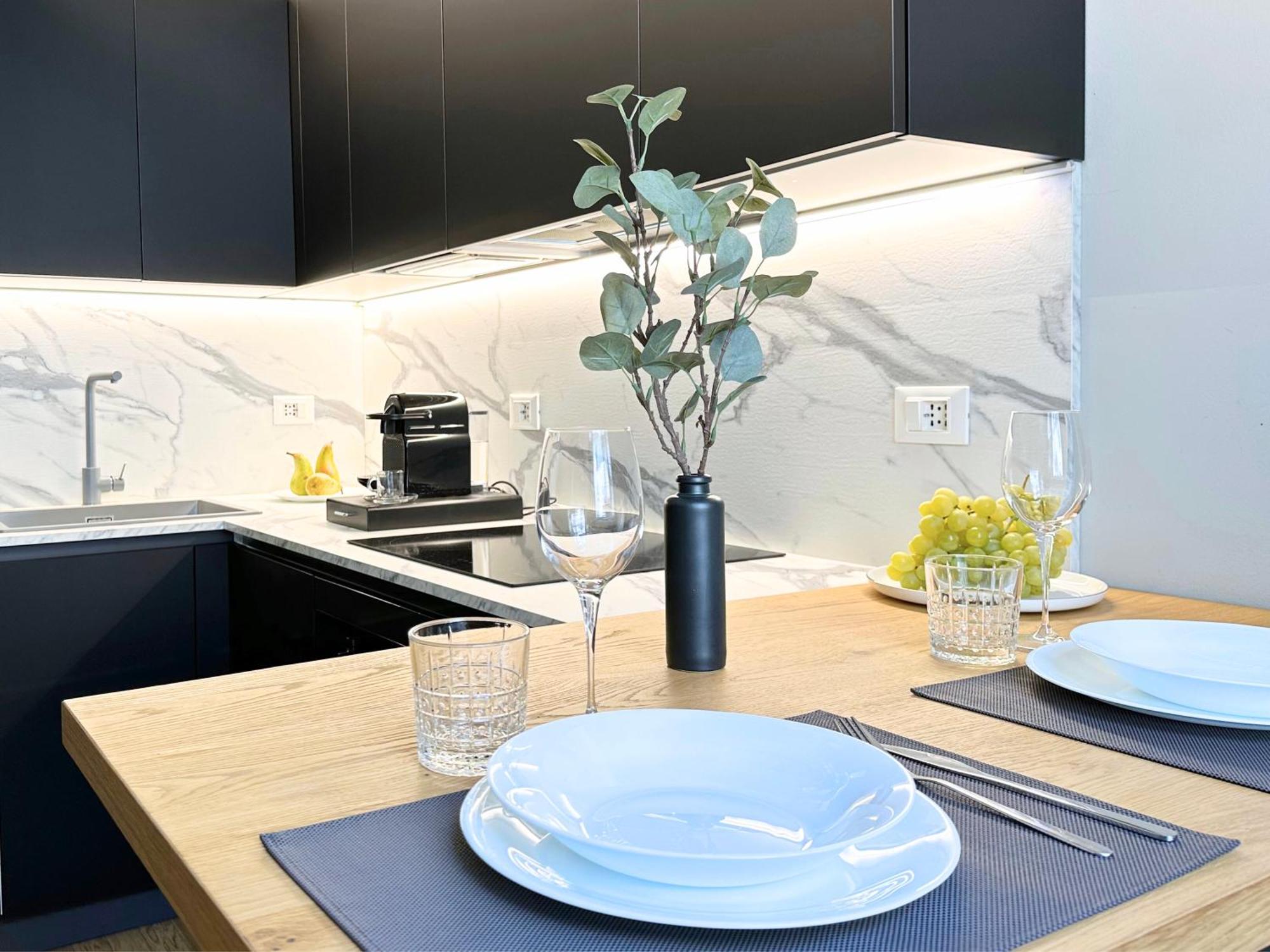Jacuzzi Luxury Apartment In The Town Centre トリノ エクステリア 写真